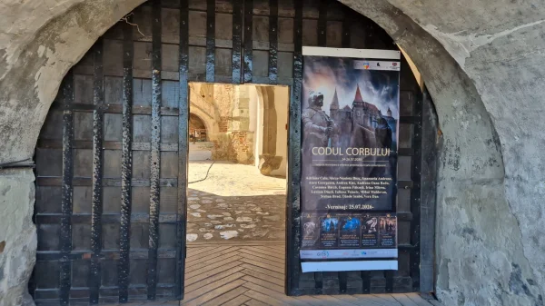 GITS și Codul Corbului: când istoria întâlnește tehnologia viitorului